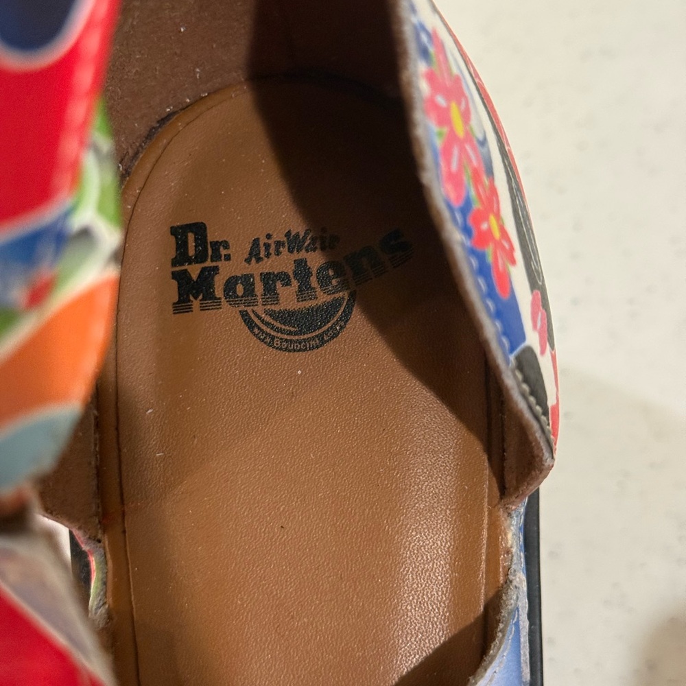 NEW Dr. Martens “ Bessie “ Leather Koi Pond Platform Sandals ~ Size 10 - Picture 4 of 16